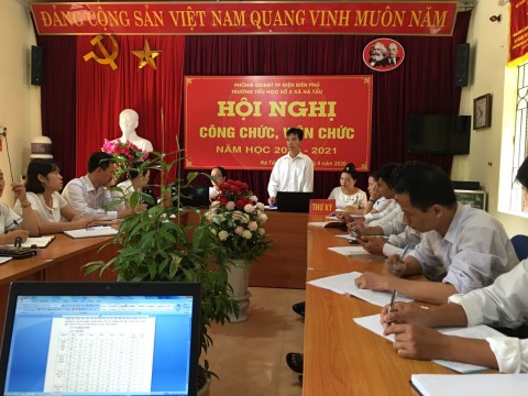 Trường TH số 2 Nà Tấu tổ chức Hội nghị cán bộ viên chức  2020 - 2021