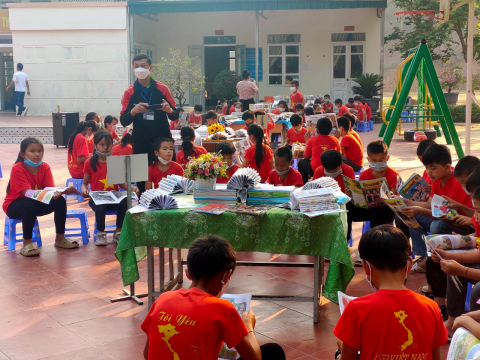 THẦY TRÒ TRƯỜNG TH SỐ 2 XÃ NÀ TẤU HƯỞNG ỨNG NGÀY SÁCH VIỆT NAM NĂM 2022