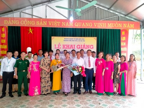 LỄ KHAI GIẢNG NĂM HỌC MỚI TẠI TRƯỜNG TIỂU HỌC SỐ 2 XÃ NÀ TẤU