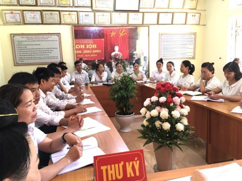 Trường TH số 2 Nà Tấu tổ chức Hội nghị cán bộ viên chức 2020 - 2021 – ảnh 2