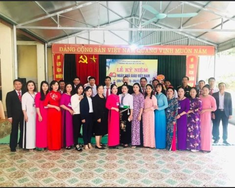 Lễ kỉ niệm 40 năm ngày Nhà giáo Việt Nam ( 20/11/1982 – 20/11/2022 ) của trường Tiểu học số 2 xã Nà Tấu – ảnh 3