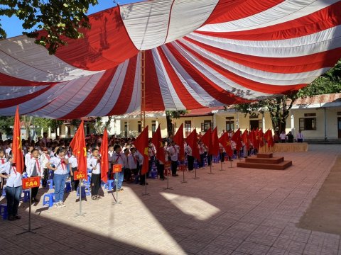 TRƯỜNG TIỂU HỌC SỐ 2 XÃ NÀ TẤU – TP ĐIỆN BIÊN PHỦ TƯNG BỪNG TỔ CHỨC LỄ KHAI GIẢNG NĂM HỌC 2023 - 2024 – ảnh 1
