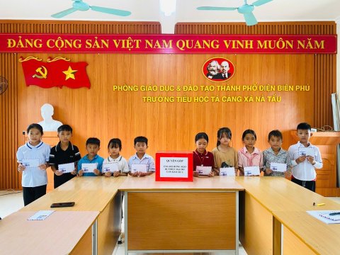Ủng hộ bão số 3 – ảnh 7